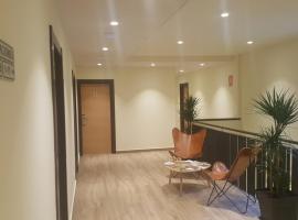 Hotel Hormilla，位于Hormilla的酒店