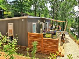 Les Ventoulines，位于多姆的酒店