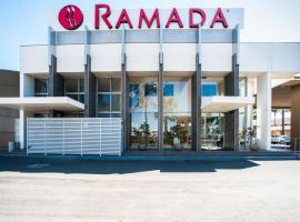 Ramada Hotel & Suites by Wyndham Cabramatta，位于Cabramatta卡巴拉塔车站附近的酒店