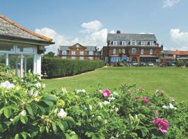 Old Hunstanton Le Strange Arms Hotel，位于亨斯坦顿汉斯坦顿高尔夫俱乐部附近的酒店