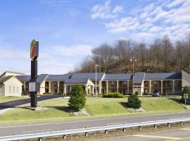 Super 8 by Wyndham Fort Chiswell Wytheville Area，位于Max Meadows的酒店