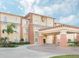 Super 8 by Wyndham Hidalgo at La Plaza Mall & Mcallen Airport