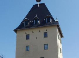Turmapartment Lindenhof，位于米尔施塔特米尔施塔特修道院附近的酒店