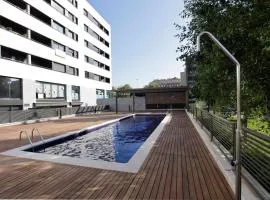 1216 - Forum Gardens Apartment
