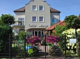 Villa Mirage