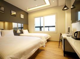 If Business Hotel，位于昌原市的酒店