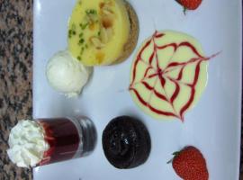 hotel restaurant la cote dor，位于塞纳河畔沙提永的酒店