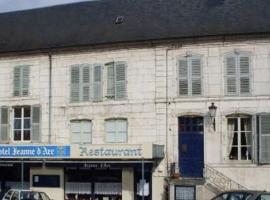 Hotel Restaurant Jehanne d'Arc，位于Vaucouleurs的酒店