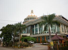 Mega Bintang Sweet Hotel，位于Cepu的酒店