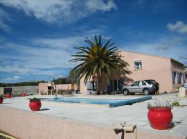 La piscine，位于Fitou的度假屋