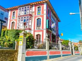 Albergue La Casona Del Peregrino，位于利亚内斯的青旅