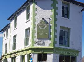 Johnny Dough's Conwy with Rooms，位于康威的旅馆