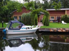 Ferienanlage am Havelkanal BRA 030，位于凯钦的酒店