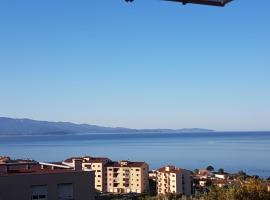 Appartement Ajaccio vue mer panoramique，位于阿雅克修的酒店