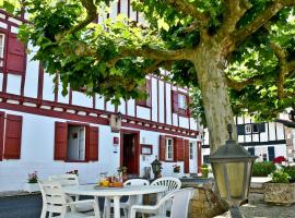 Logis Hôtel Baratxartea，位于萨尔的酒店