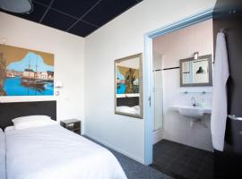 Hotel Dockum，位于多克姆的酒店