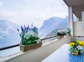 Angolo Paradiso - Lago di Como，位于瓦尔博若纳的度假短租房