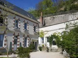 Les Troglos de la Tufolière