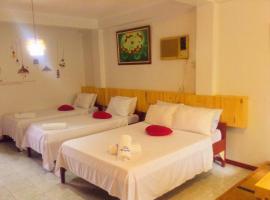 Makiling Onsen Hotel，位于洛斯巴尼奥斯的酒店