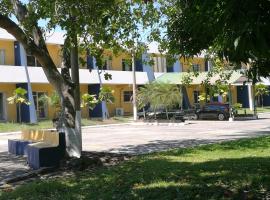 Hotel Suites Mar y Sol，位于Puerta de Hierro的酒店