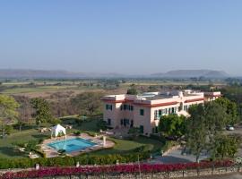 Ramgarh Lodge, Jaipur – IHCL SeleQtions，位于斋浦尔的度假村