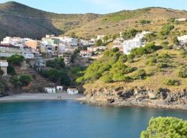 Villa Bella Portbou，位于波尔特沃的海滩短租房