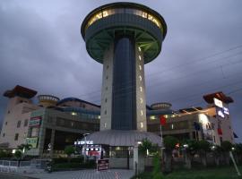 Ana Clarks Inn, Panchkula，位于潘切库拉的酒店