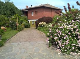 B&B Villa Giardini Susanna，位于Gattico的度假短租房