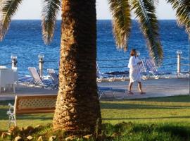 Palm Beach Hotel Südkreta，位于Koutsourás的酒店