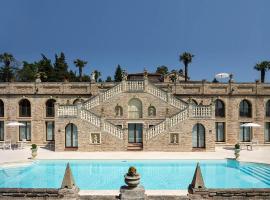 Villa Cattani Stuart XVII secolo，位于佩萨罗的豪华型酒店