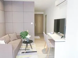 Comfy Studio 4 by Ong Realty