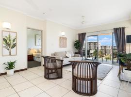 Huge CBD Top Floor Apartment with Breath Taking Views!，位于达尔文George Brown Darwin Botanic Gardens附近的酒店