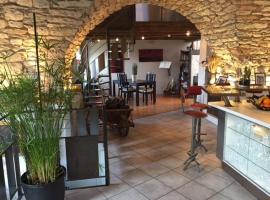 Le Paillier d'Etienne.，位于La Cresse的酒店