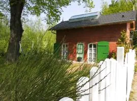 Bahnhof Droyßig - Übernachten im Denkmal