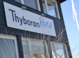 Thyborøn Hotel，位于曲博伦的家庭/亲子酒店