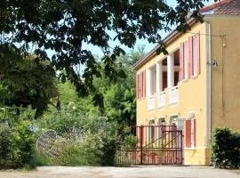 Maison Poche