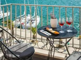 Argostoli Marina Suites