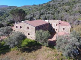 Villa Rantu’ Grotta del Lauro，位于Militello Rosmatino的酒店