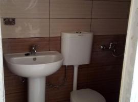 My Apartments，位于Poliçan的酒店