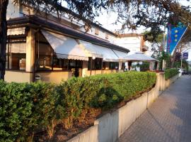 Hotel Ciclamino，位于廖洛泰尔梅的酒店