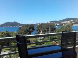 appartement vue mer piscines parking LES CORAUX AGAY PLAGE