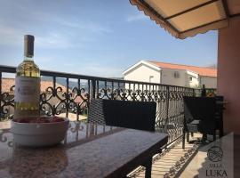 Apartments Villa Luka，位于斯韦蒂·斯特凡的酒店