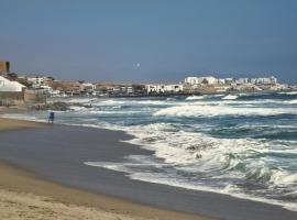 Casa de Playa Arica，位于卢林的住宿加早餐旅馆