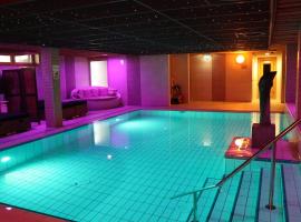 Wellness Suites Dellewal，位于西泰尔斯海灵德多贝游泳天堂附近的酒店