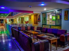 The Joy Hotel，位于Voi的酒店