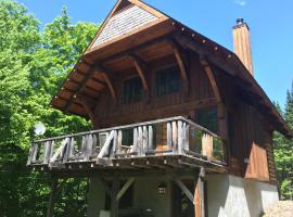 RCNT Chalets Mont-Tremblant，位于苏必利尔湖的精品酒店
