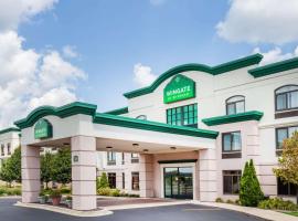 Wingate by Wyndham Peoria - Complimentary Area Shuttle，位于皮奥里亚的酒店