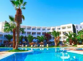Hello Yasmine Hotel