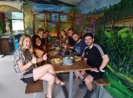 Monteverde Backpackers，位于蒙泰韦尔德哥斯达黎加的酒店