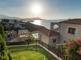 Hectoras Villa in Plaka BY APOKORONAS-VILLAS，位于普拉卡的酒店